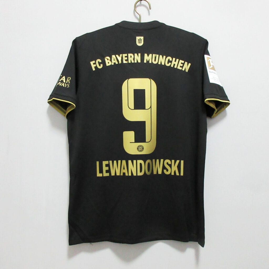 Bayern Munich 21/22 Away – Fan Version