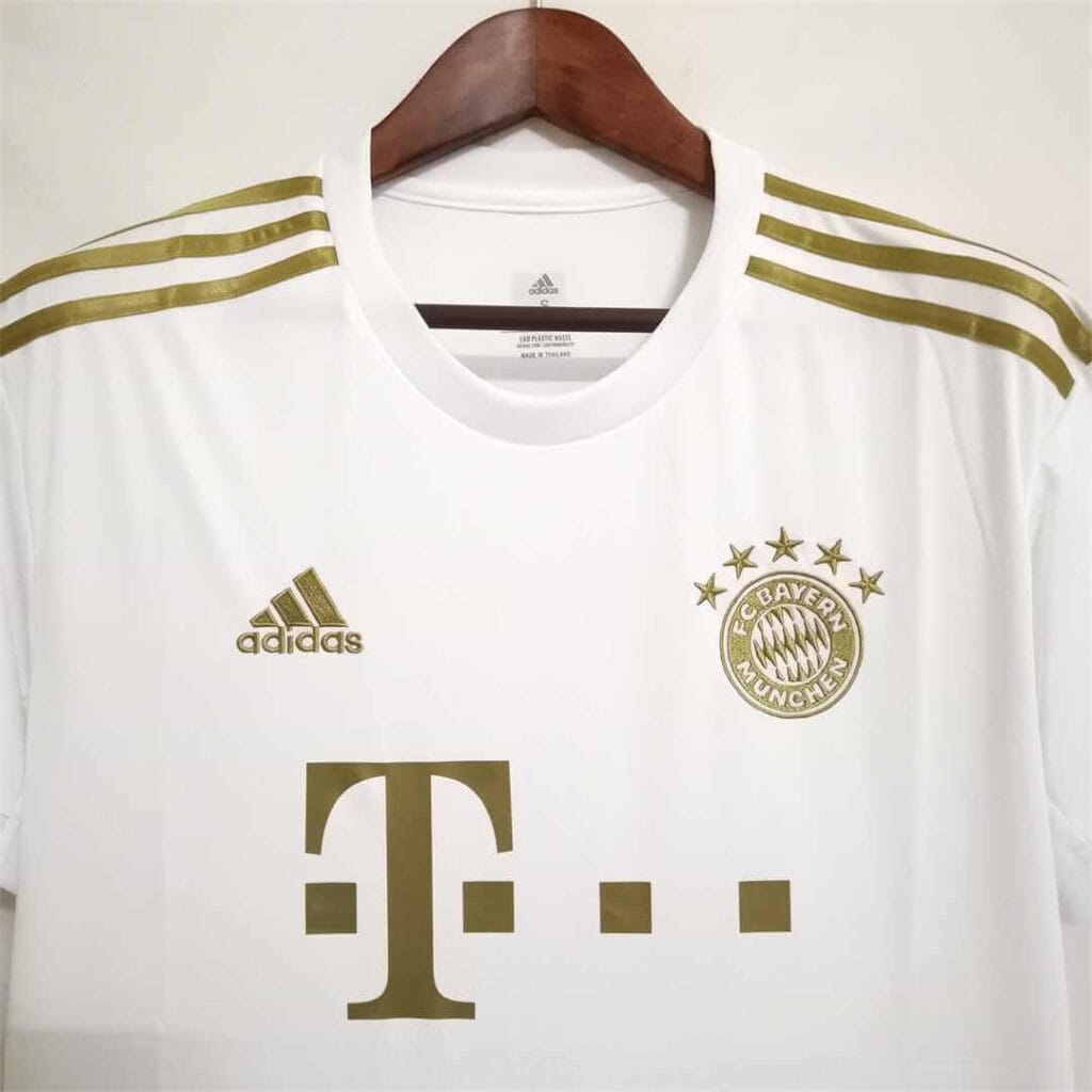 Bayern Munich 22/23 Away Kit – Fan Version