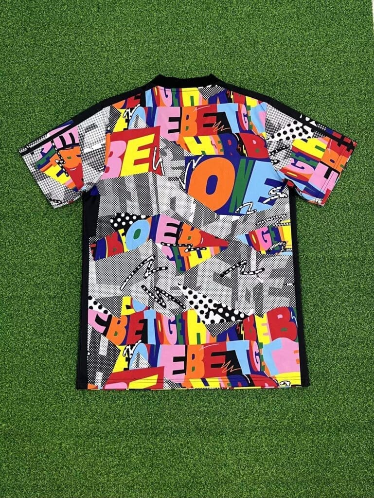 Arsenal 22/23 Love Unites Training Kit – Fan Version