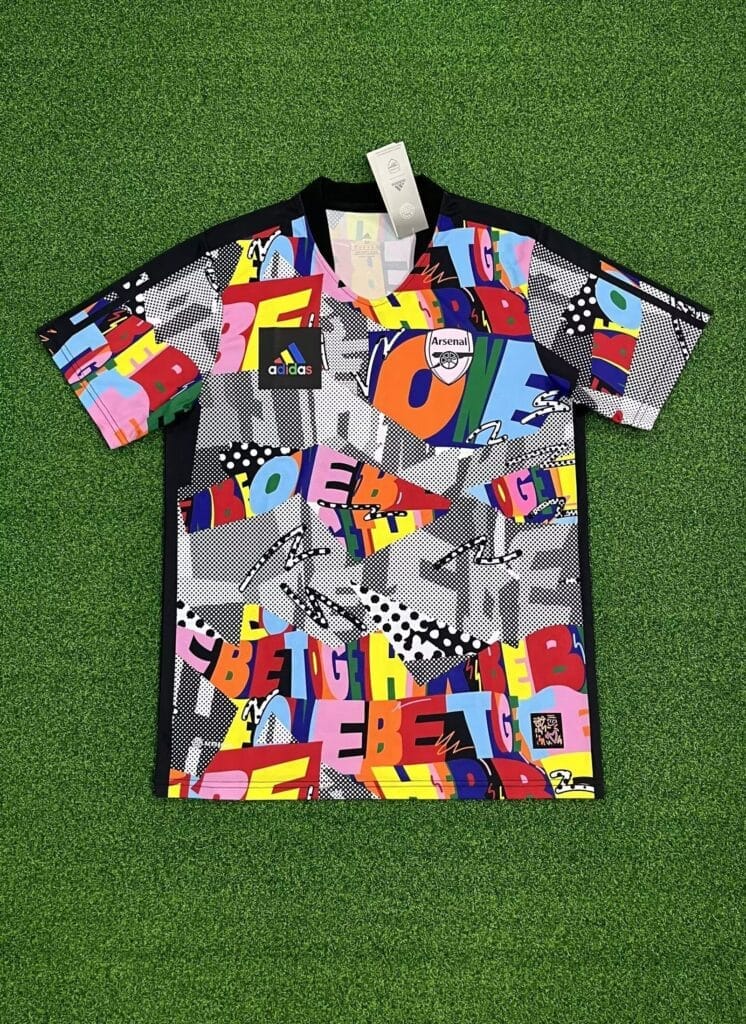 Arsenal 22/23 Love Unites Training Kit – Fan Version