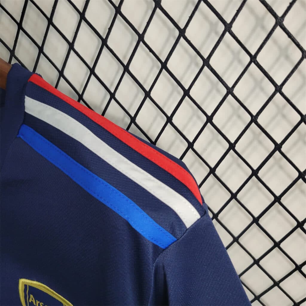 Arsenal 23/24 Training Kit – Fan Version