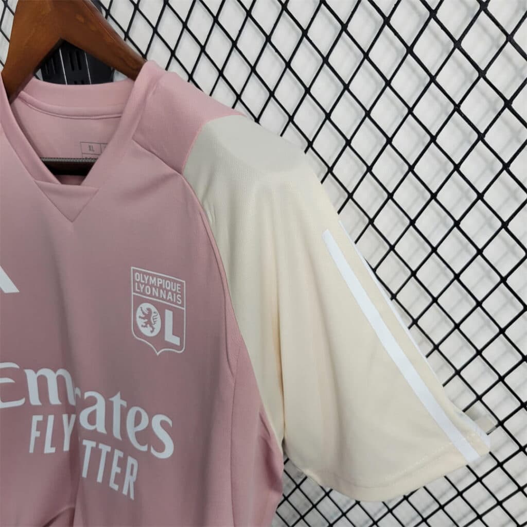 Olympique Lyonnais 22/23 Training Kit – Fan Version