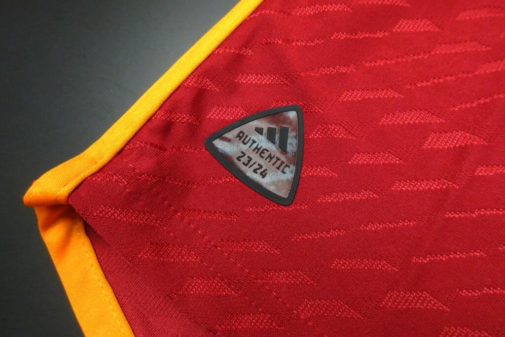 AS ROMA 23/24 Home Kit- Player Version