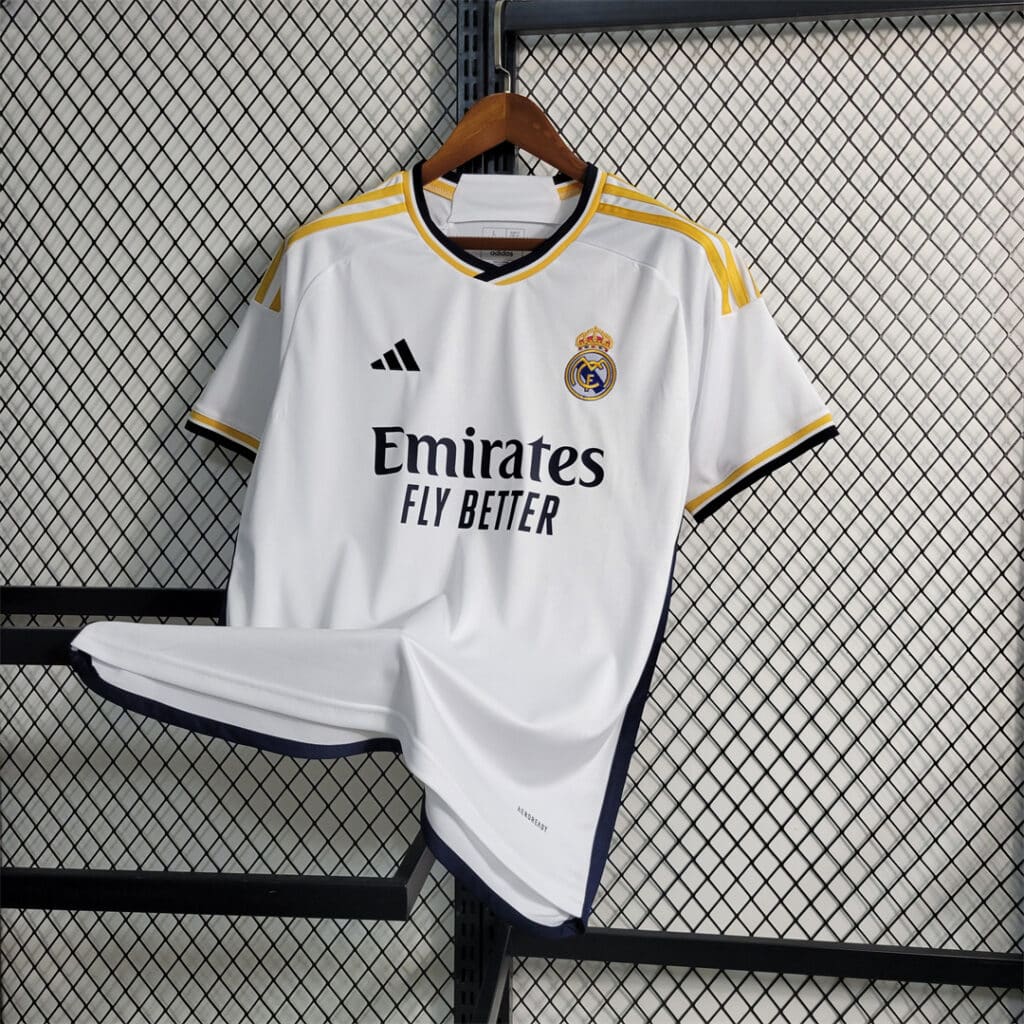 R Madrid 23/24 Home Kit – Fan Version