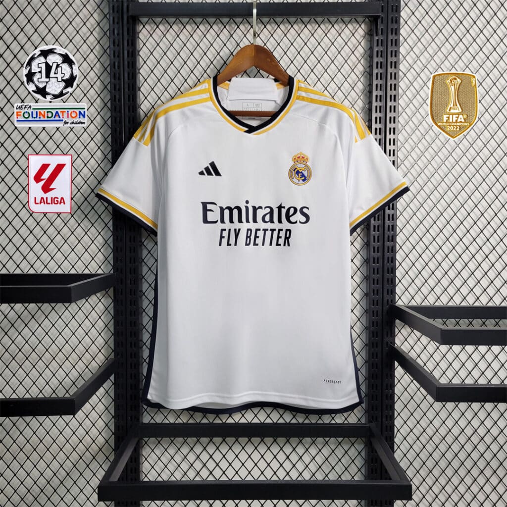 R Madrid 23/24 Home Kit – Fan Version