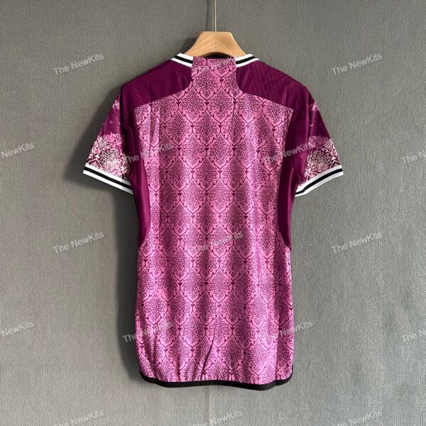 Real Madrid Concept Purple Player Version (7) Real Madrid Concept Purple Player Version (7)