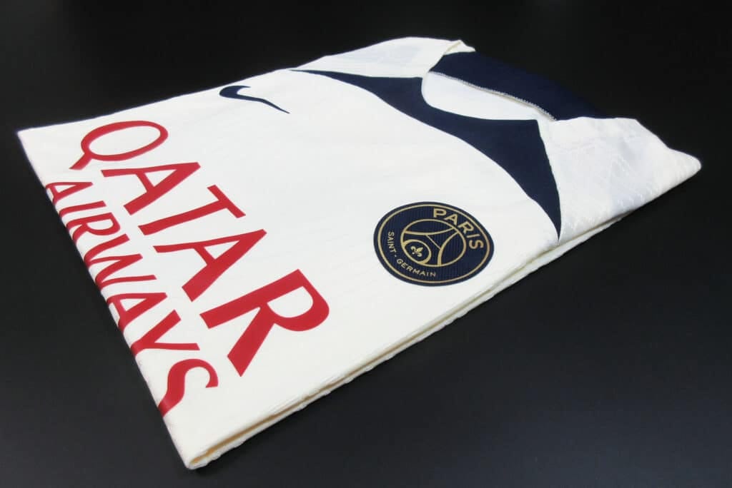 Paris Saint-Germain 23/24 Training Kit – Player Version