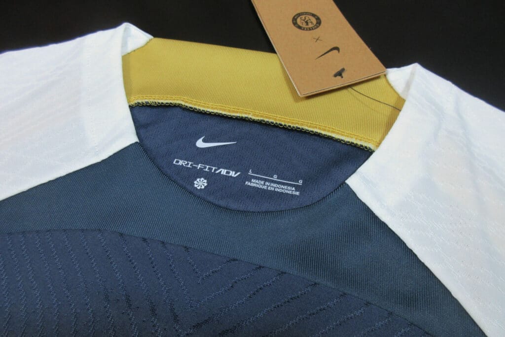 Chelsea F.C 23/24 Training Kit – Player version