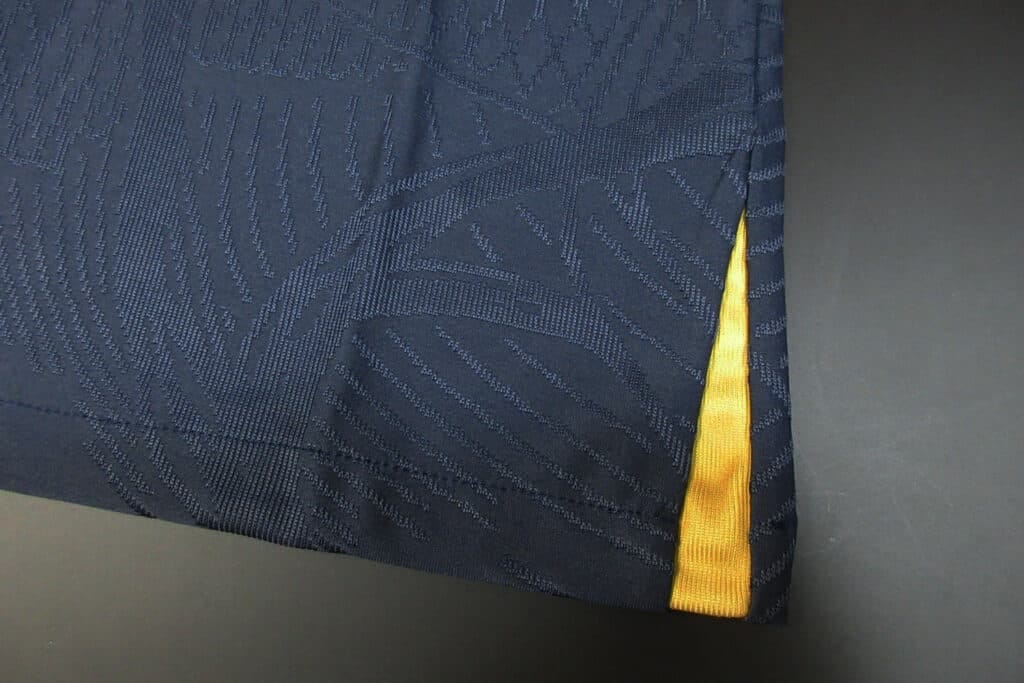 Chelsea F.C 23/24 Training Kit – Player version