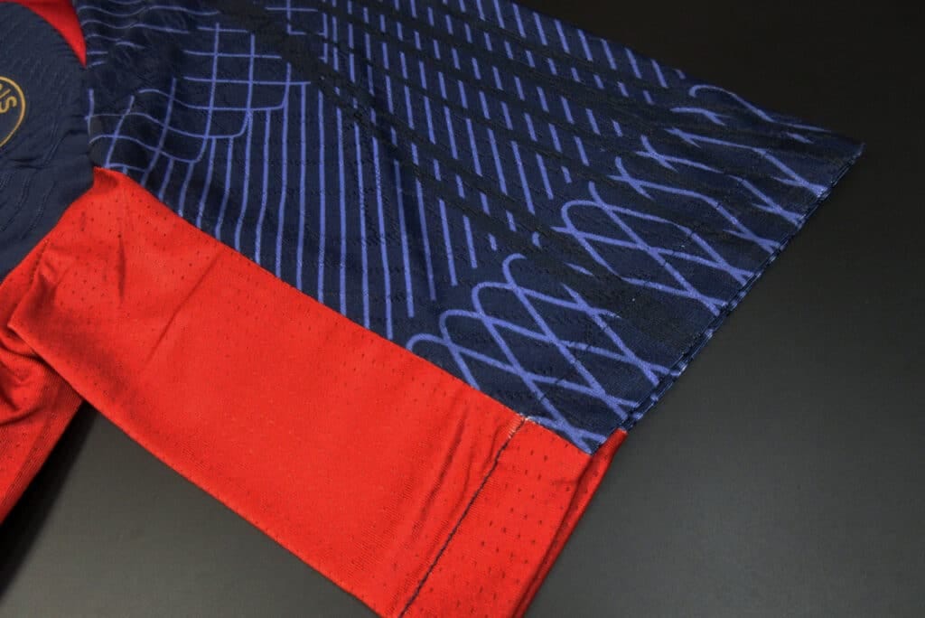 Paris Saint-Germain 23/24 Training Kit – Player Version