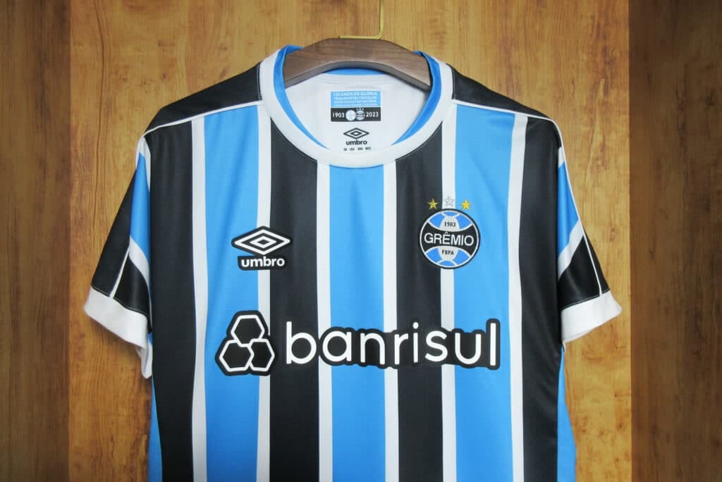 Gremio 23/24 Home Kit – Fan Version