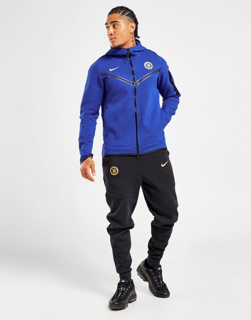 Chelsea 23/24 Tech Fleece tracksuit