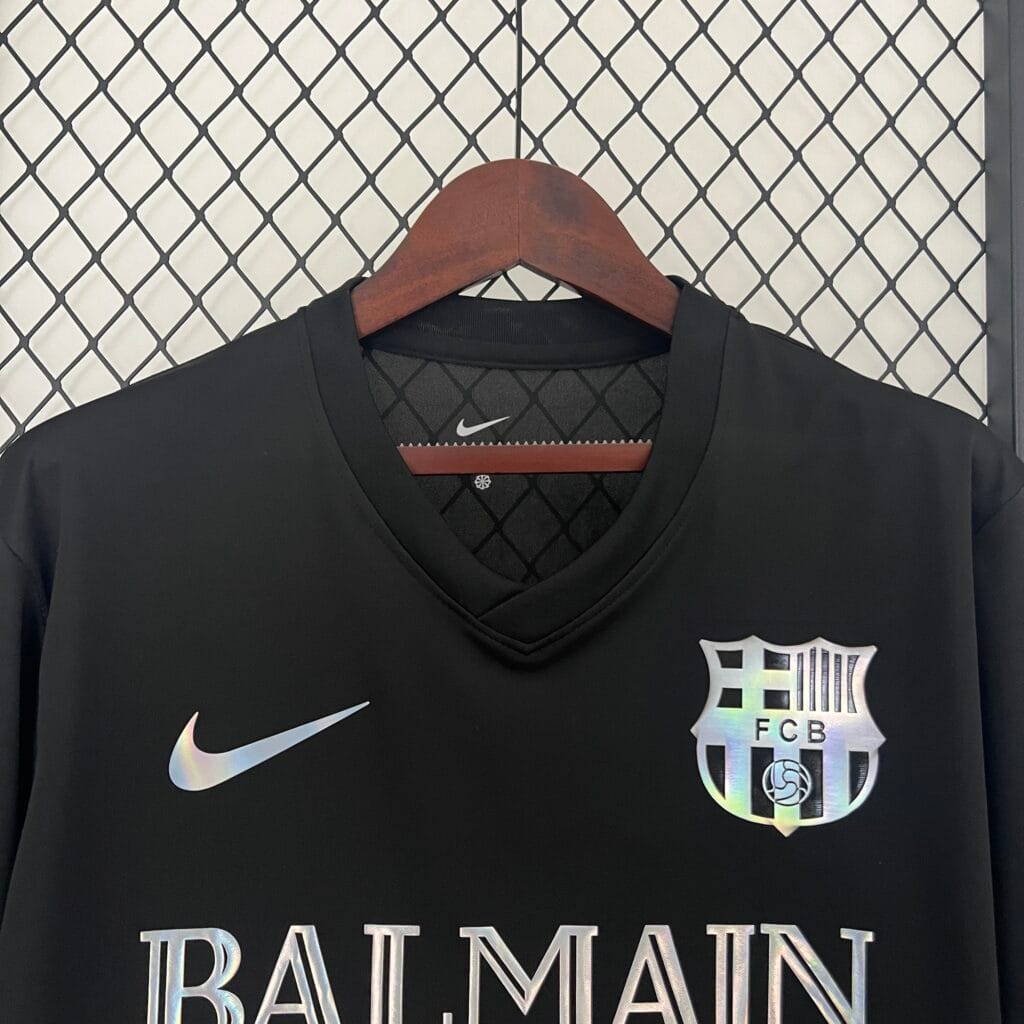 FC Barcelona 24/25 Balmain Special Kit – Fan Version