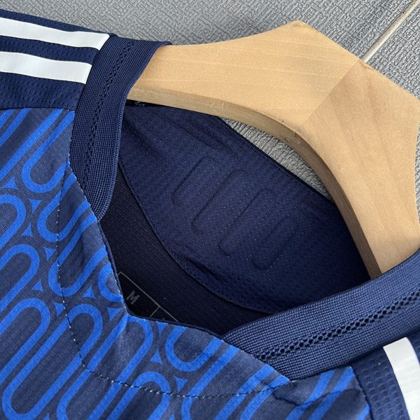 Al Nassr Away Player Version (3) Al Nassr Away Player Version (3)