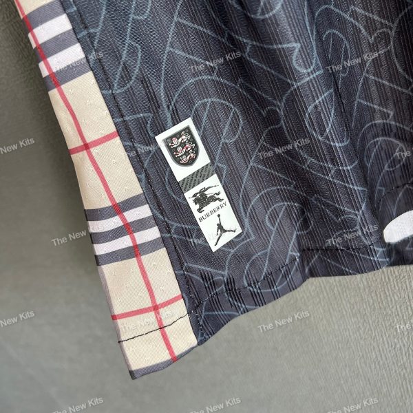 England x Burberry Player Version (5) England x Burberry Player Version (5)