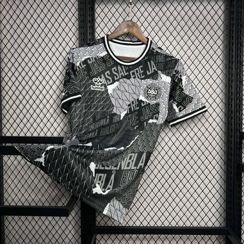 Denmark EURO 2024 Training Kit – Fan Version