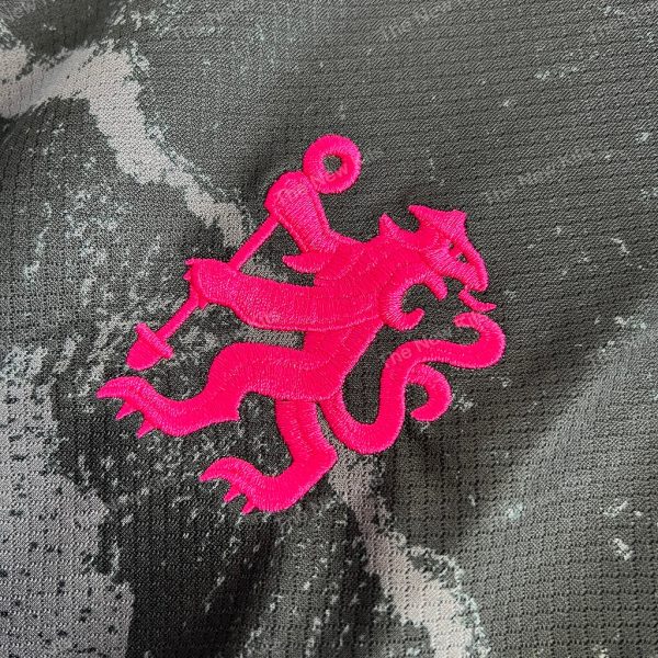 Chelsea Third (2) Chelsea Third (2)