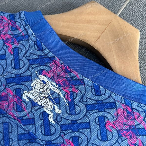 Chelsea x Burberry Player Version (6) Chelsea x Burberry Player Version (6)