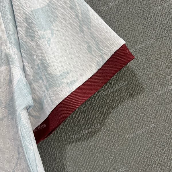 Liverpool Mashup Player Version (4) Liverpool Mashup Player Version (4)