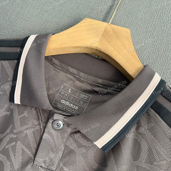 Real Madrid Third Player Version (3) Real Madrid Third Player Version (3)