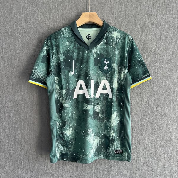 tottenham kit