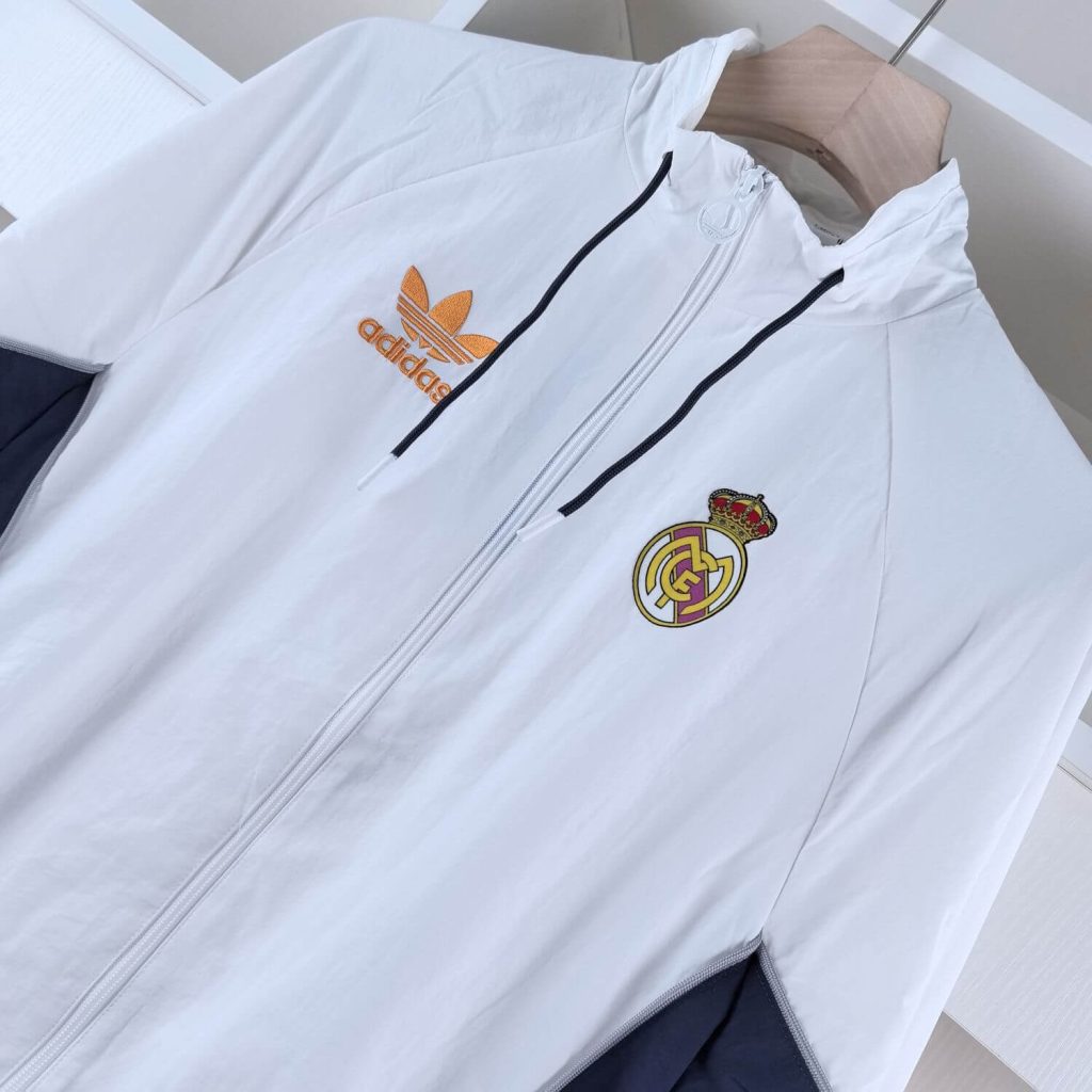 Real Madrid 24/25 Retro Trefoil TrackSuit