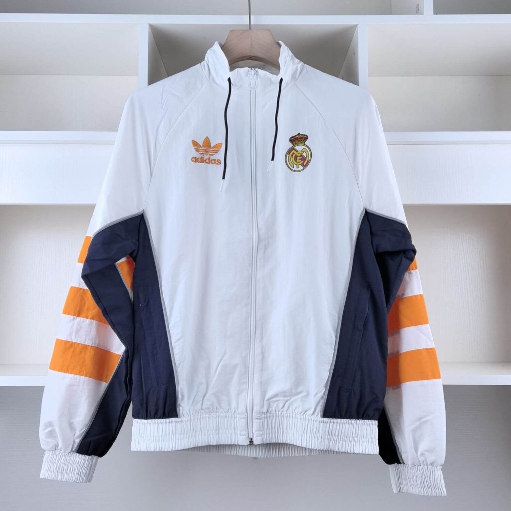 Real Madrid 24/25 Retro Trefoil TrackSuit