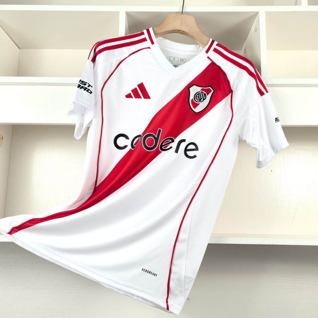 River Plate 24/25 Home Kit – Fan Version