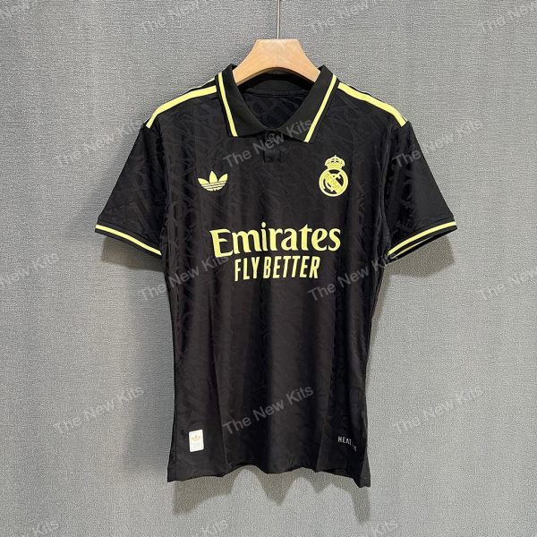 Real Madrid Special Black Player Version (1) Real Madrid Special Black Player Version (1)