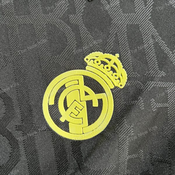 Real Madrid Special Black Player Version (2) Real Madrid Special Black Player Version (2)