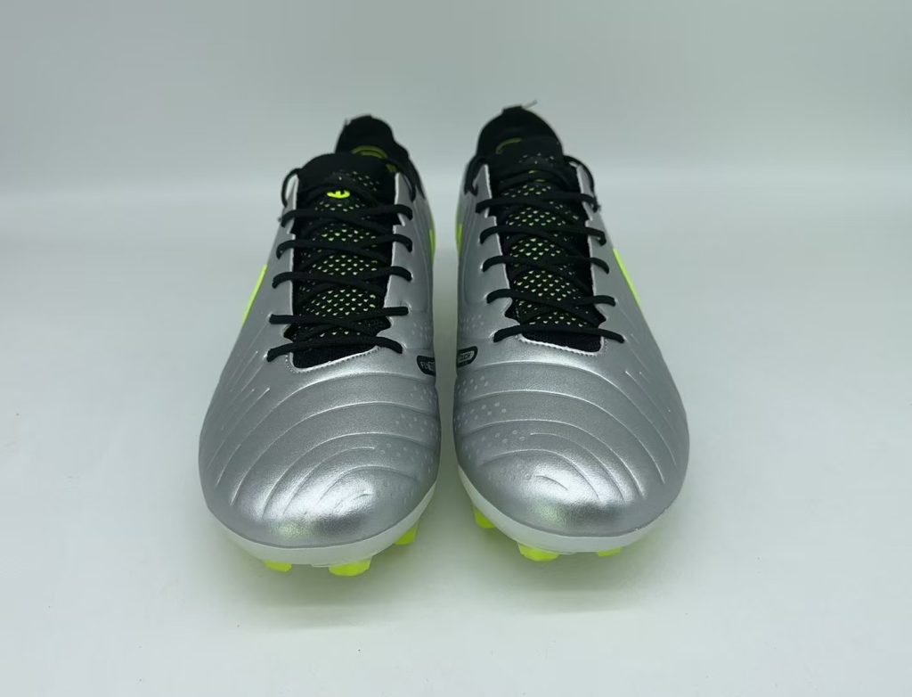 Nike Tiempo ‘Mad Voltage’ Pack