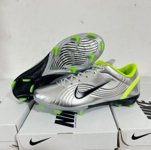nike mercurial vapor r9
