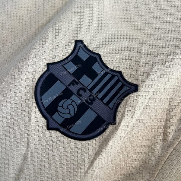 Barcelona Away (2) Barcelona Away (2)