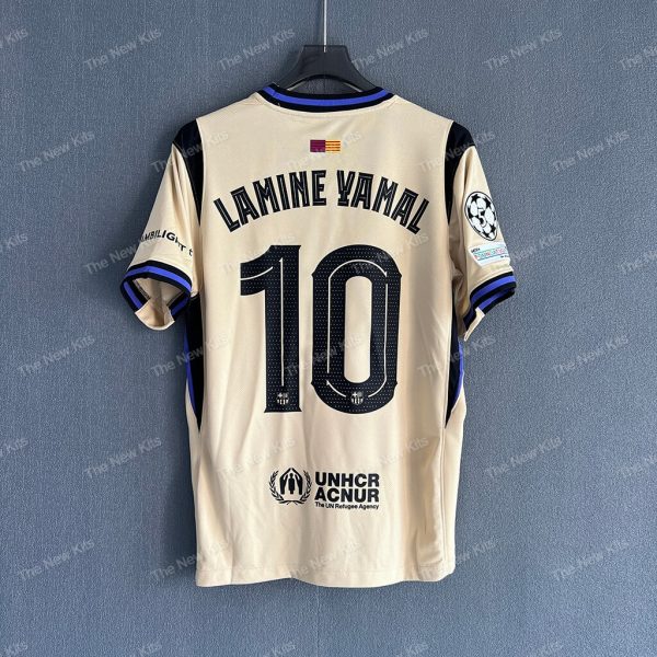 Barcelona Away (7) (1) Barcelona Away (7) (1)