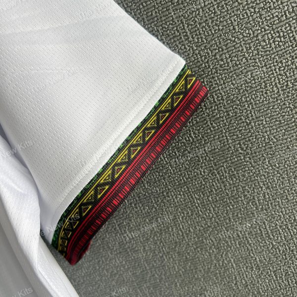 Mali Home (4) Mali Home (4)