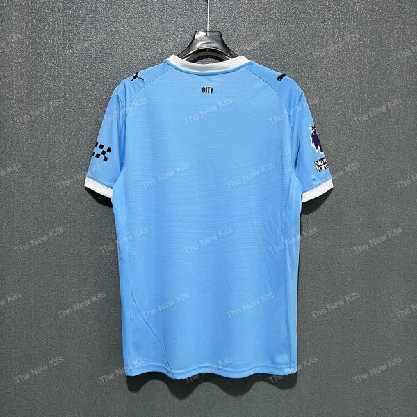 Man City Home (7) Man City Home (7)
