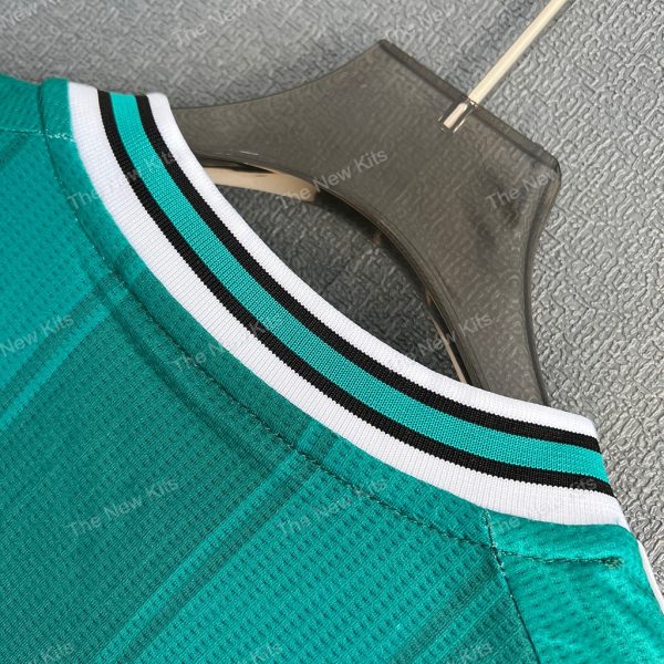 25-26 Liverpool Third (6) 25-26 Liverpool Third (6)