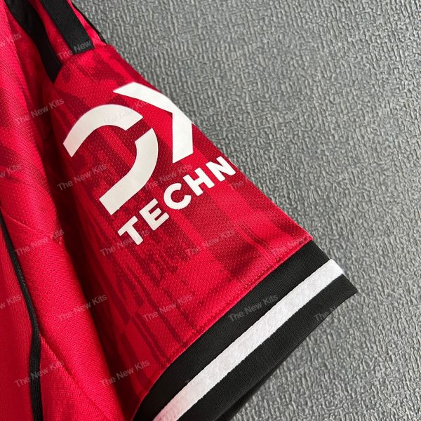 Man Utd Home (4) Man Utd Home (4)