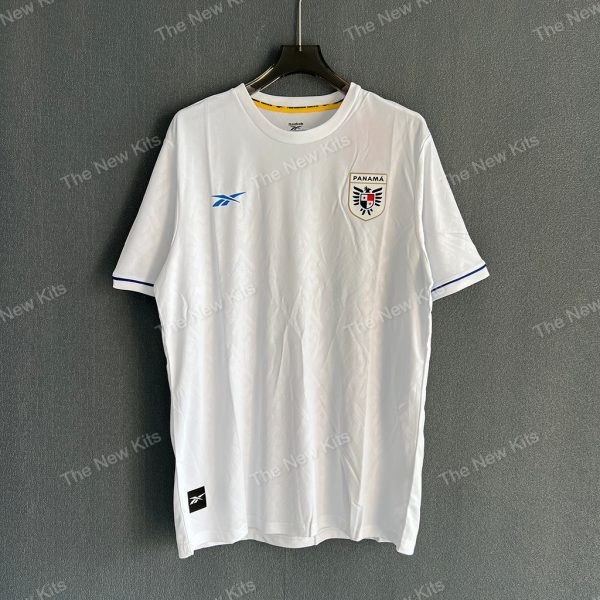 Panama Away (1)