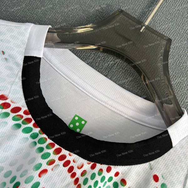 Portugal Away (3) Portugal Away (3)