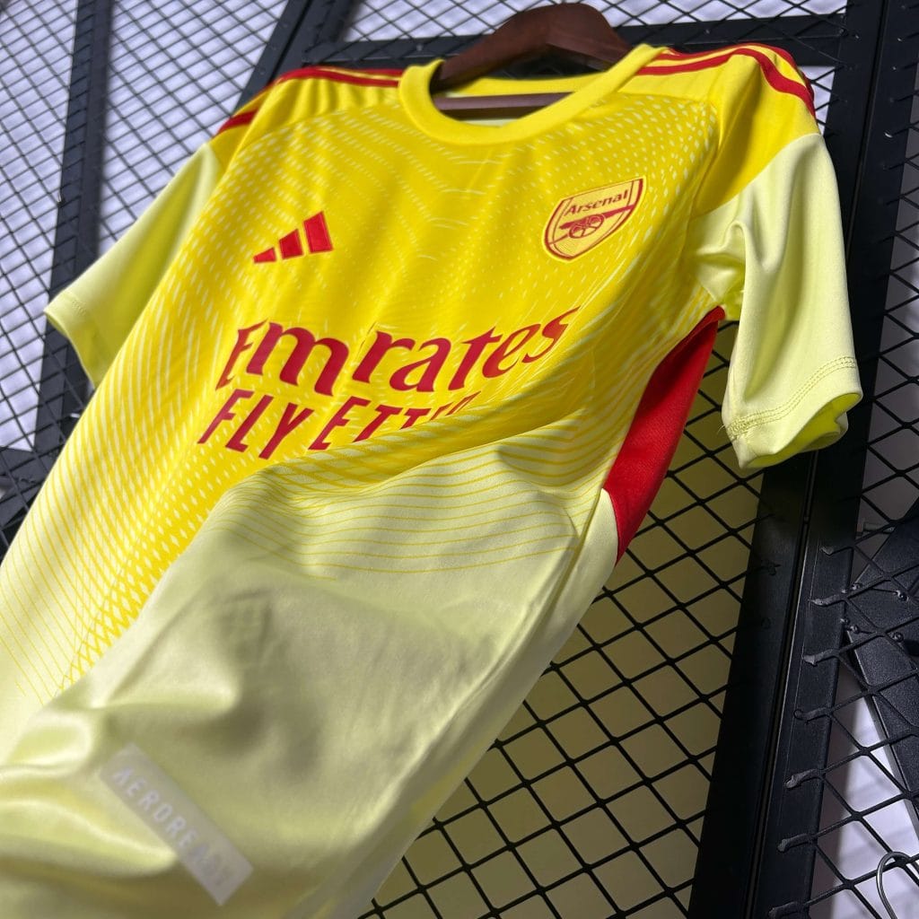 Arsenal 24/25 GK Kit – Fan Version