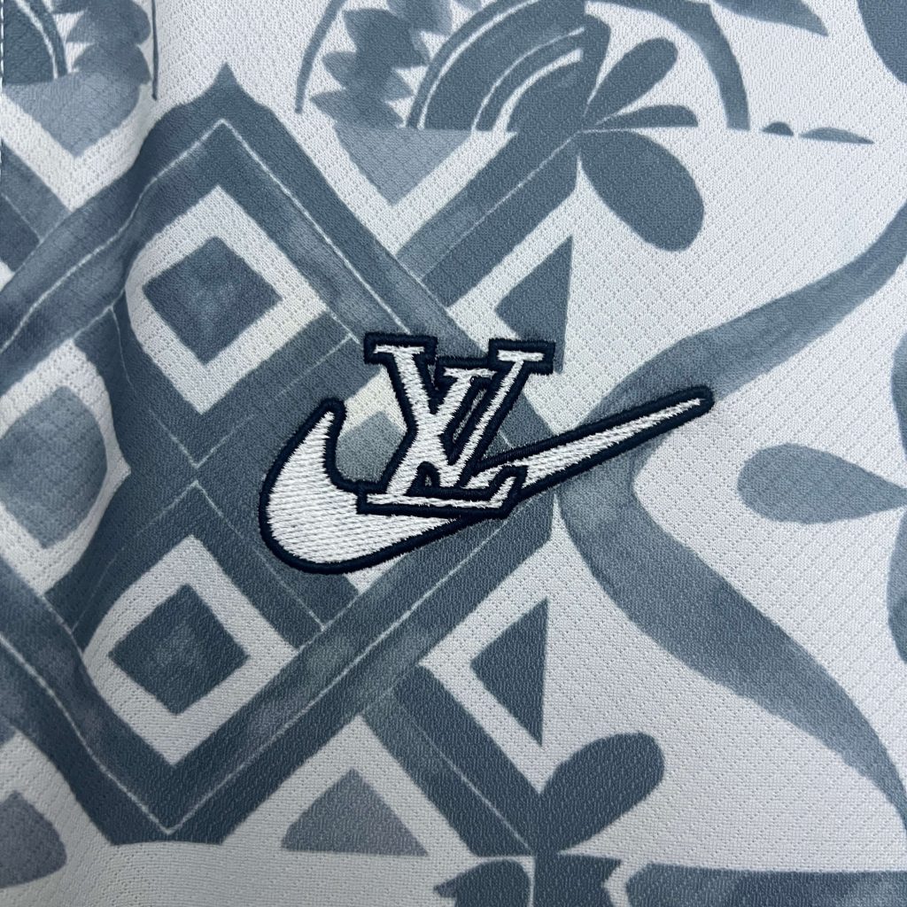 Portugal 25/26 LV Edition Kit – Fan Version