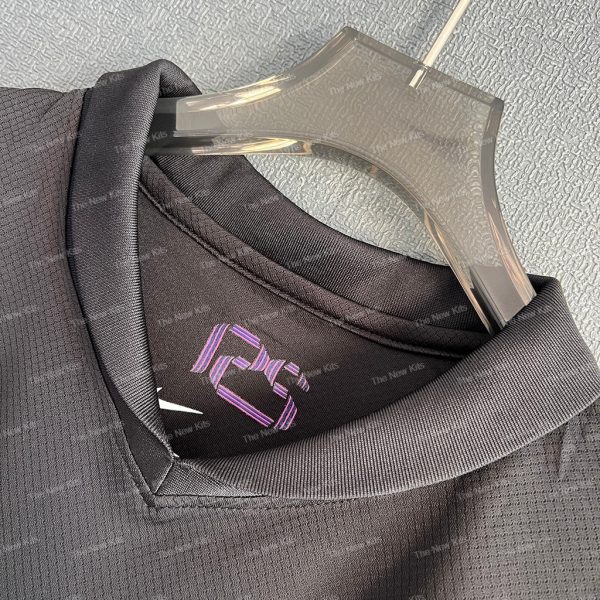 Barcelona Travis Scott Away (5) Barcelona Travis Scott Away (5)