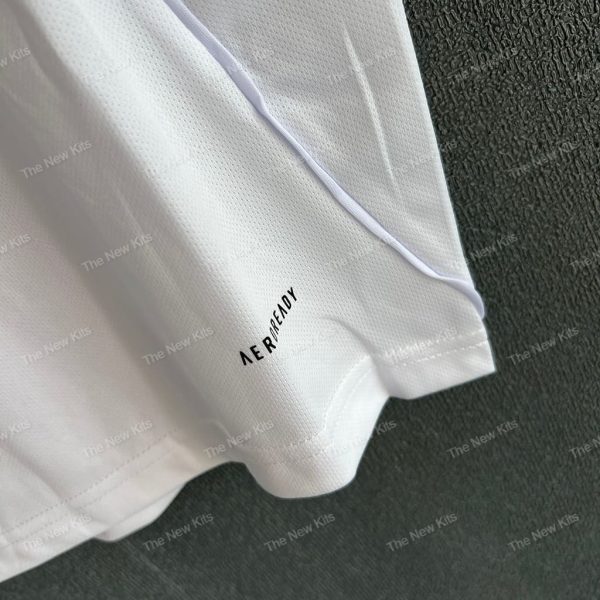 Leeds United Home (5) Leeds United Home (5)