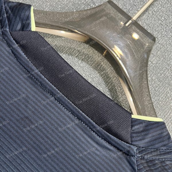 Real Madrid Away LS (6) Real Madrid Away LS (6)