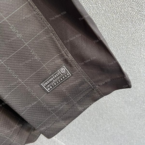 Tottenham Hotspur Away (5) Tottenham Hotspur Away (5)