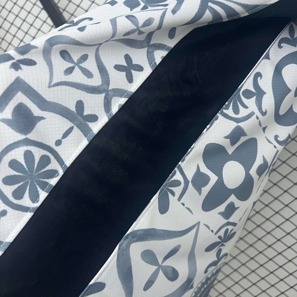 Portugal 25/26 LV Edition Kit – Fan Version