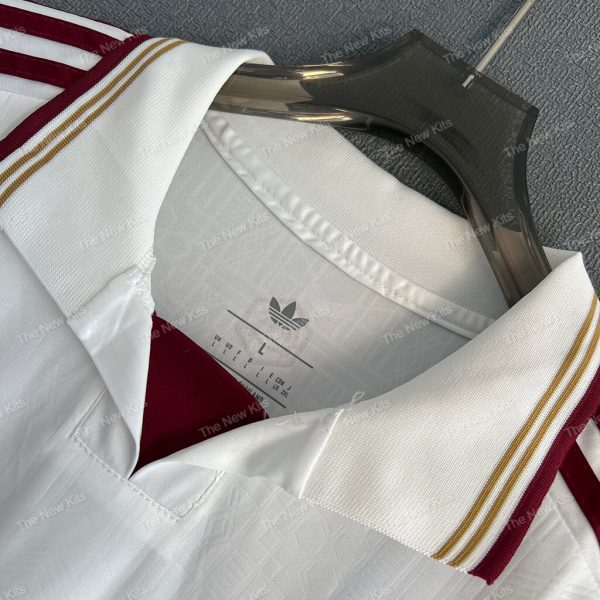 Arsenal Third (3) Arsenal Third (3)