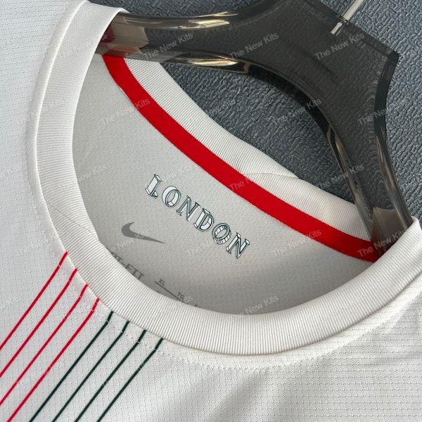 Chelsea Away (3) Chelsea Away (3)