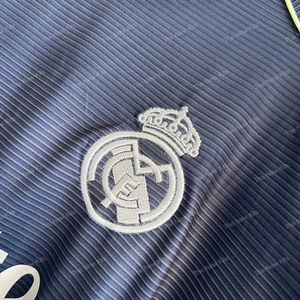 Real Madrid Away (2) Real Madrid Away (2)